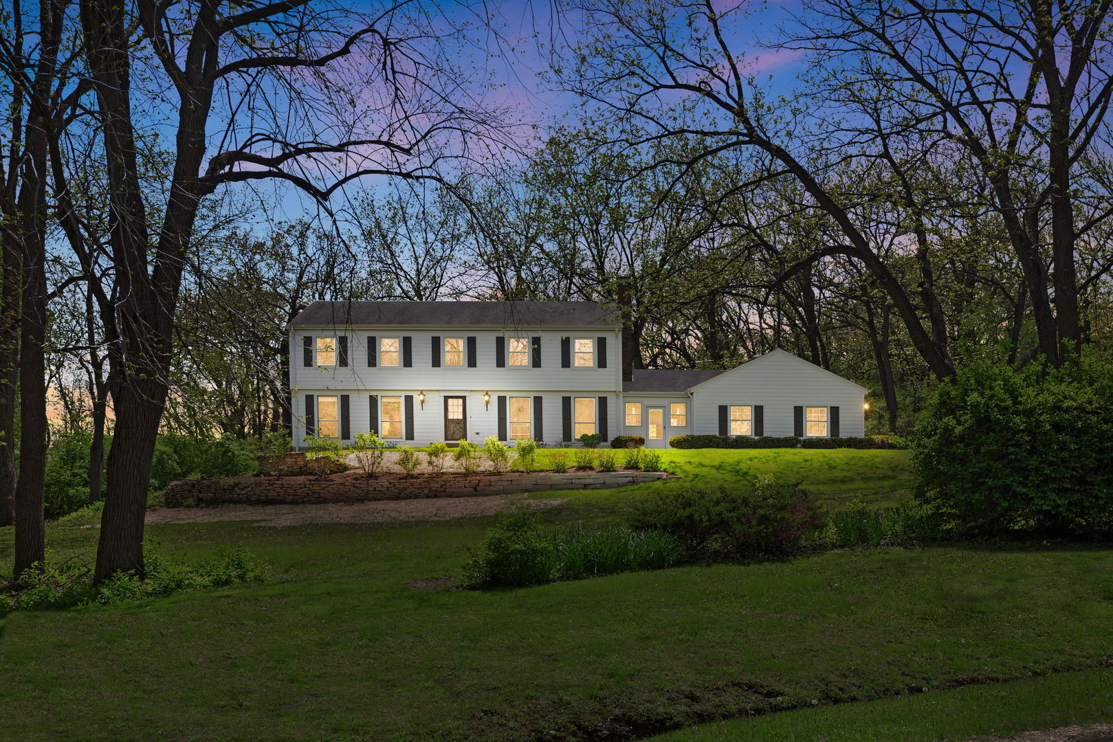 1126 Crane Drive, Sleepy Hollow, IL 60118