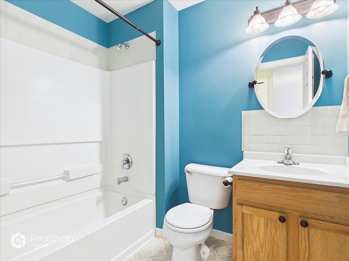 830 Spring Meadow Lane, Malta, IL 60150