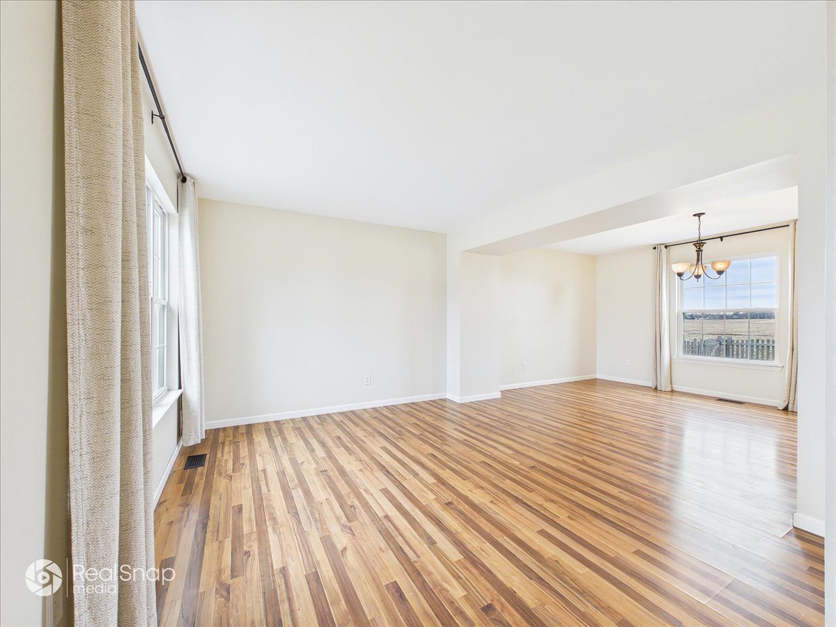 830 Spring Meadow Lane, Malta, IL 60150