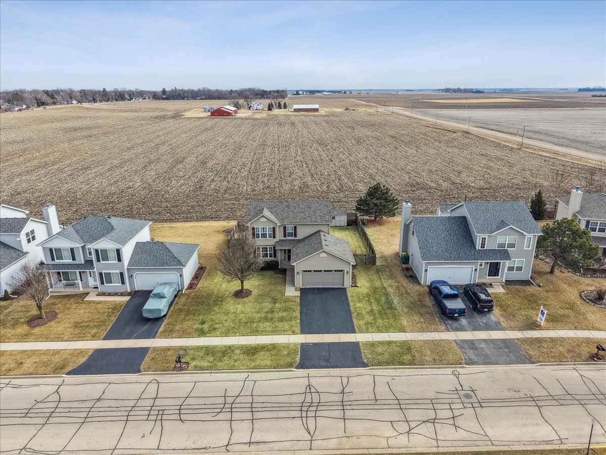 830 Spring Meadow Lane, Malta, IL 60150