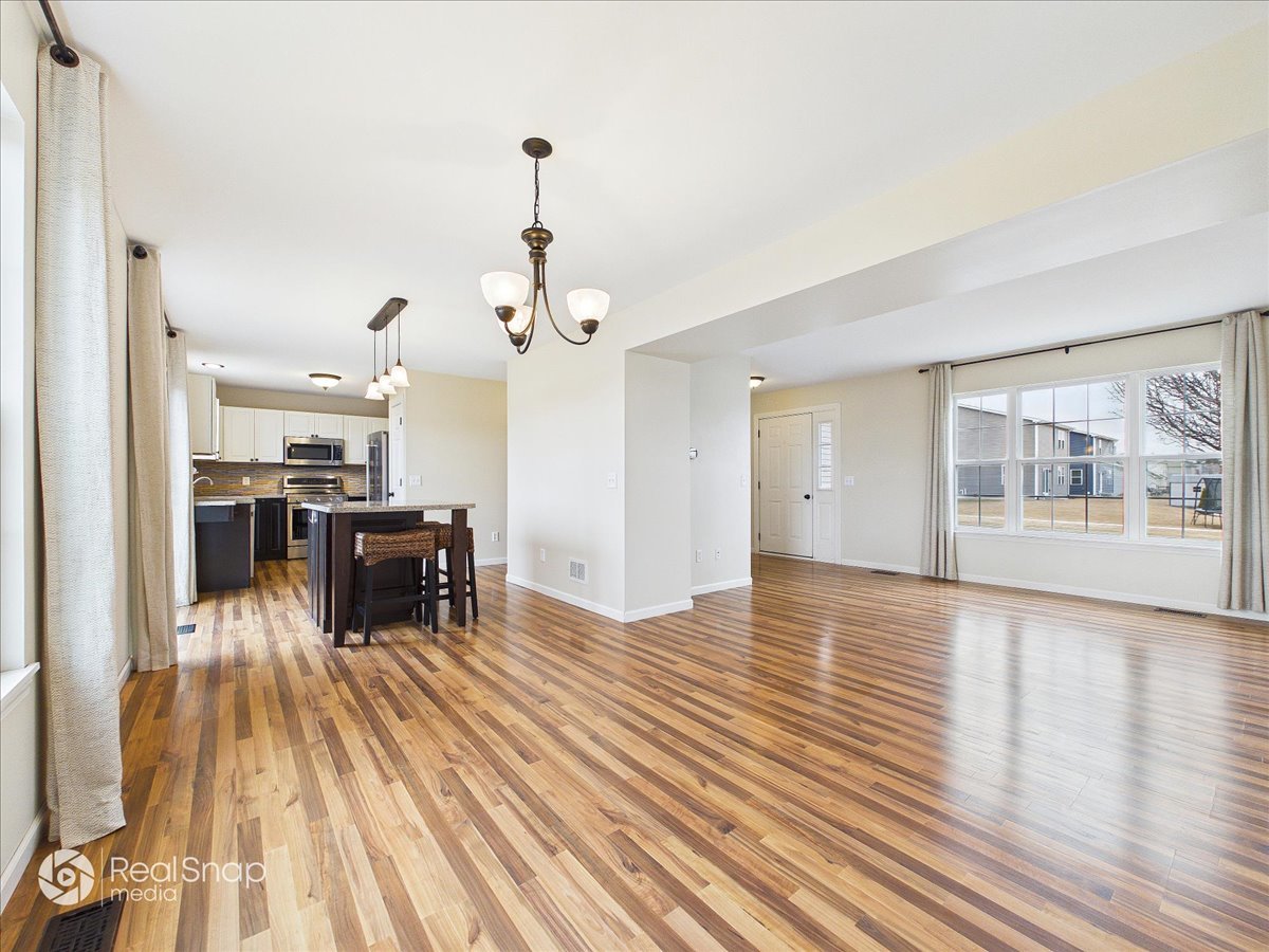 830 Spring Meadow Lane, Malta, IL 60150