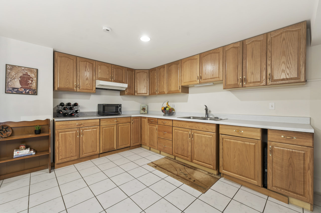 193 S Pleasant Road, Lake Zurich, IL 60047