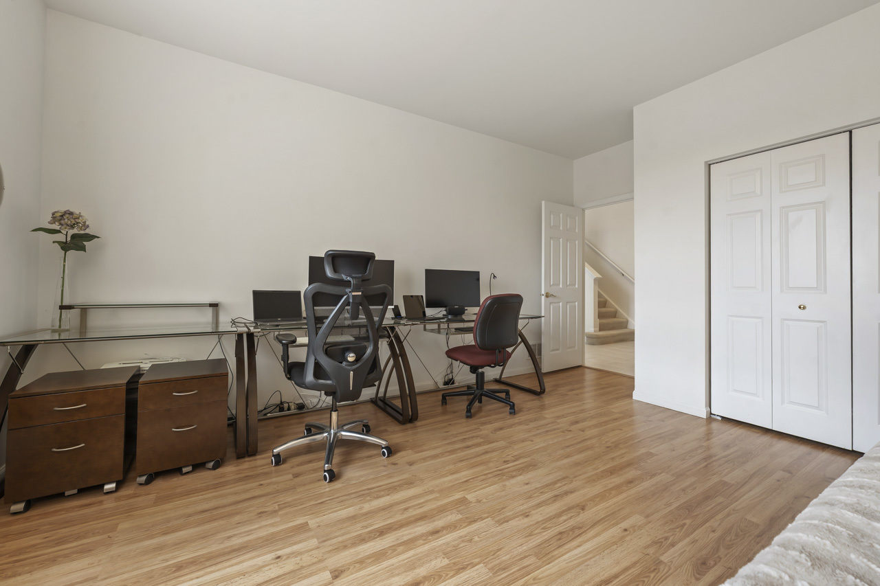 193 S Pleasant Road, Lake Zurich, IL 60047