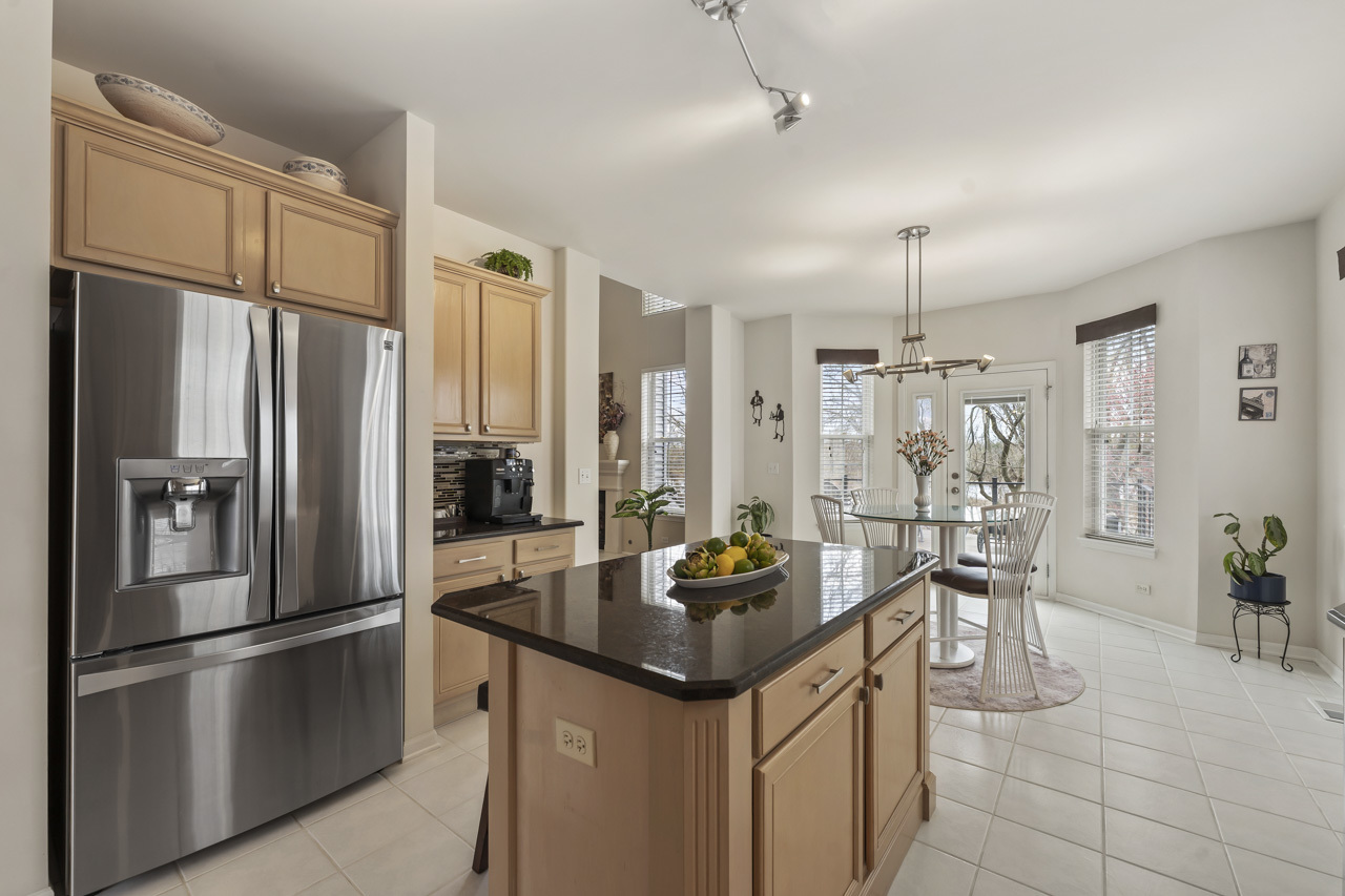 193 S Pleasant Road, Lake Zurich, IL 60047