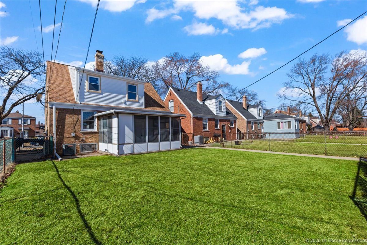 1043 Marshall Avenue, Bellwood, IL 60104