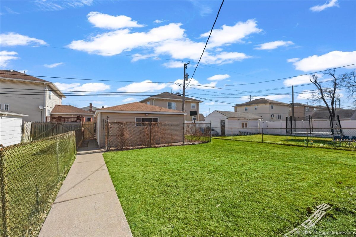 1043 Marshall Avenue, Bellwood, IL 60104