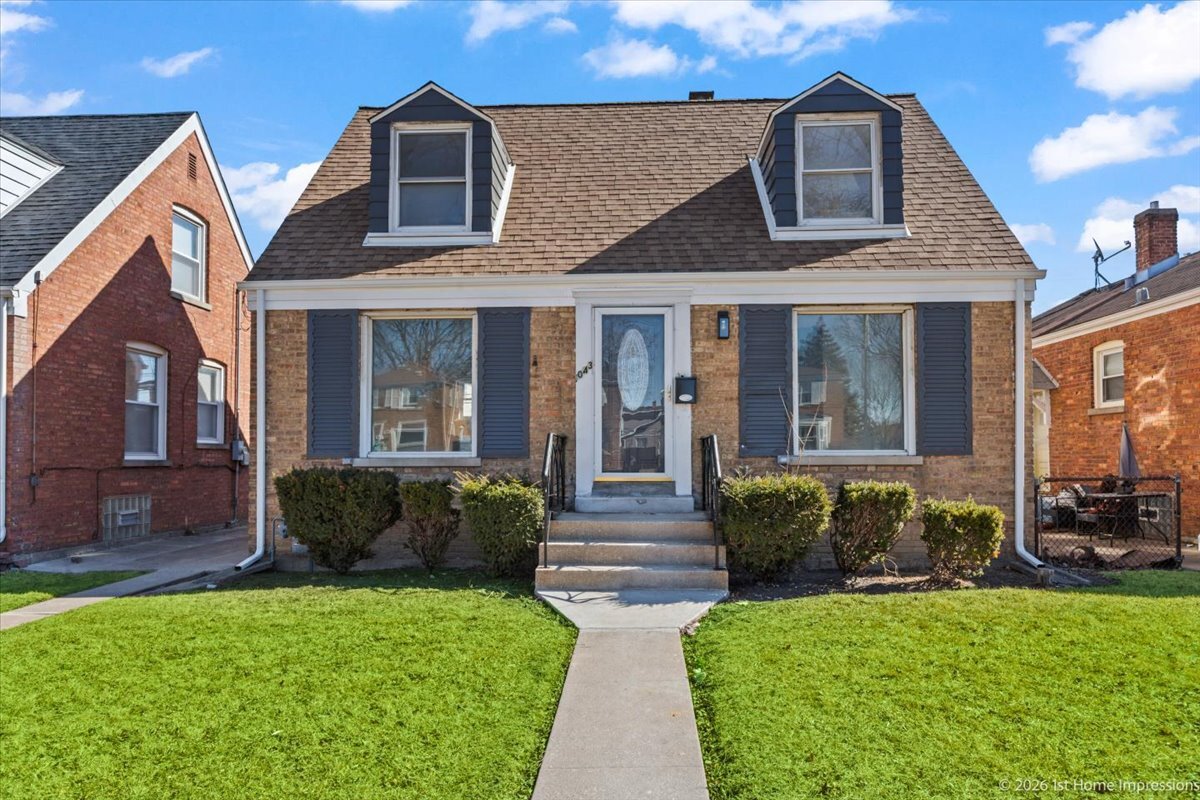 1043 Marshall Avenue, Bellwood, IL 60104