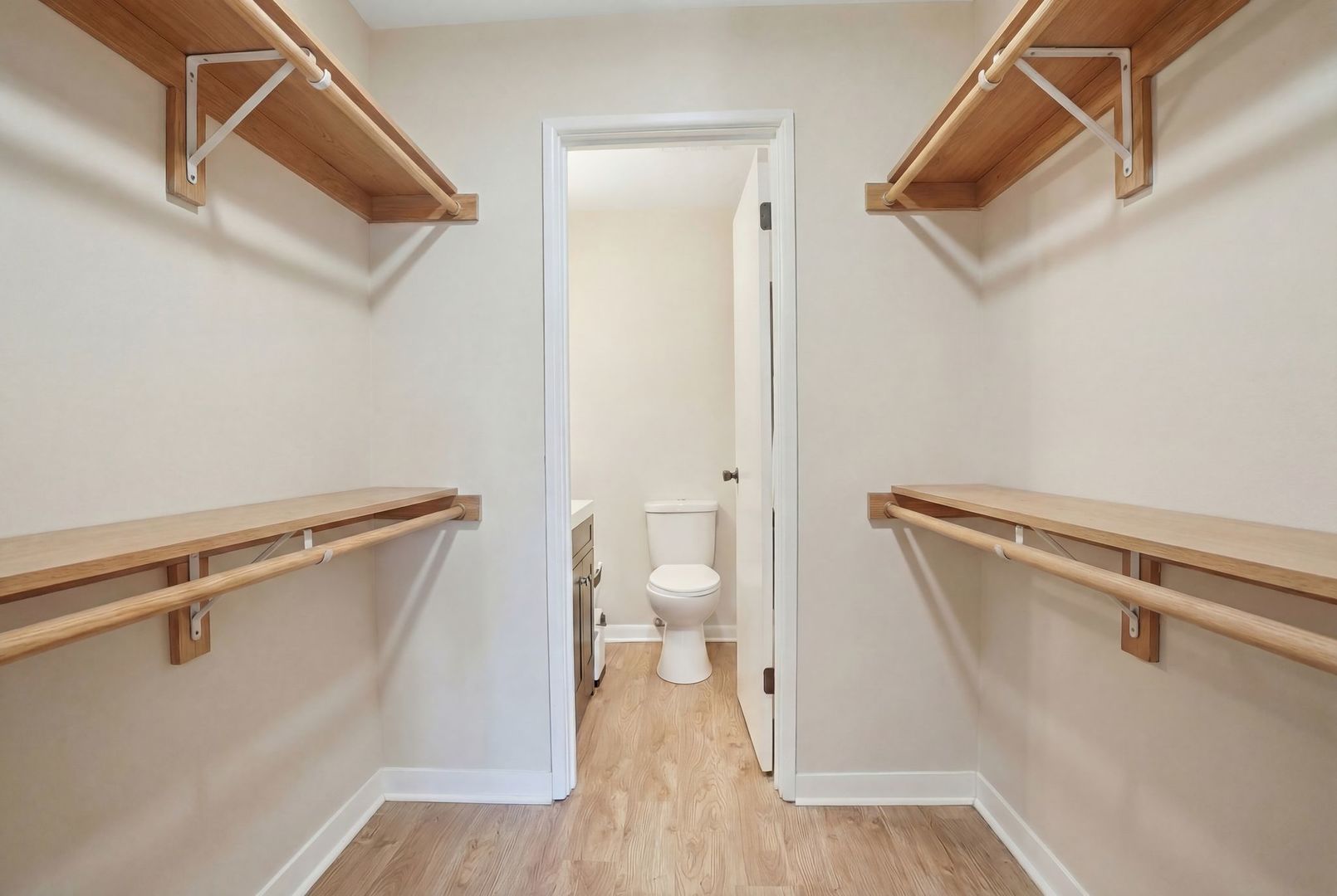 9740 S Pulaski Road #605, Oak Lawn, IL 60453