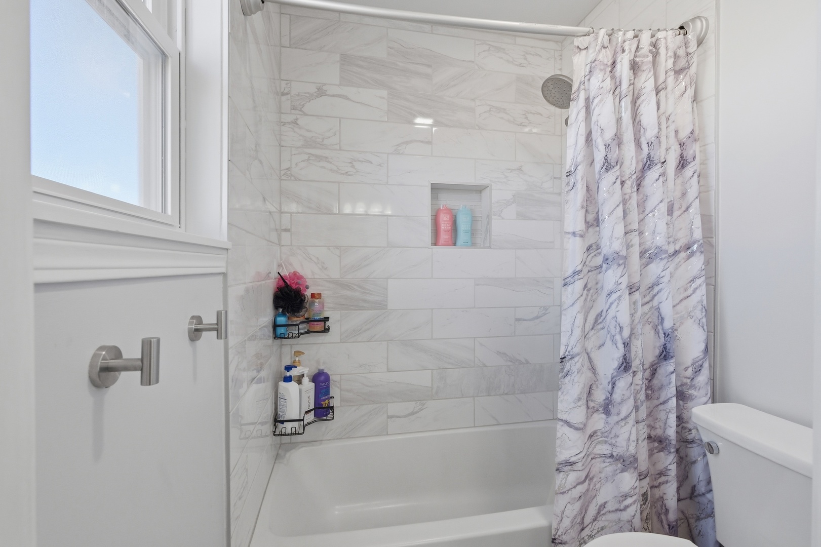 748 N Overlook Trail, Round Lake, IL 60073