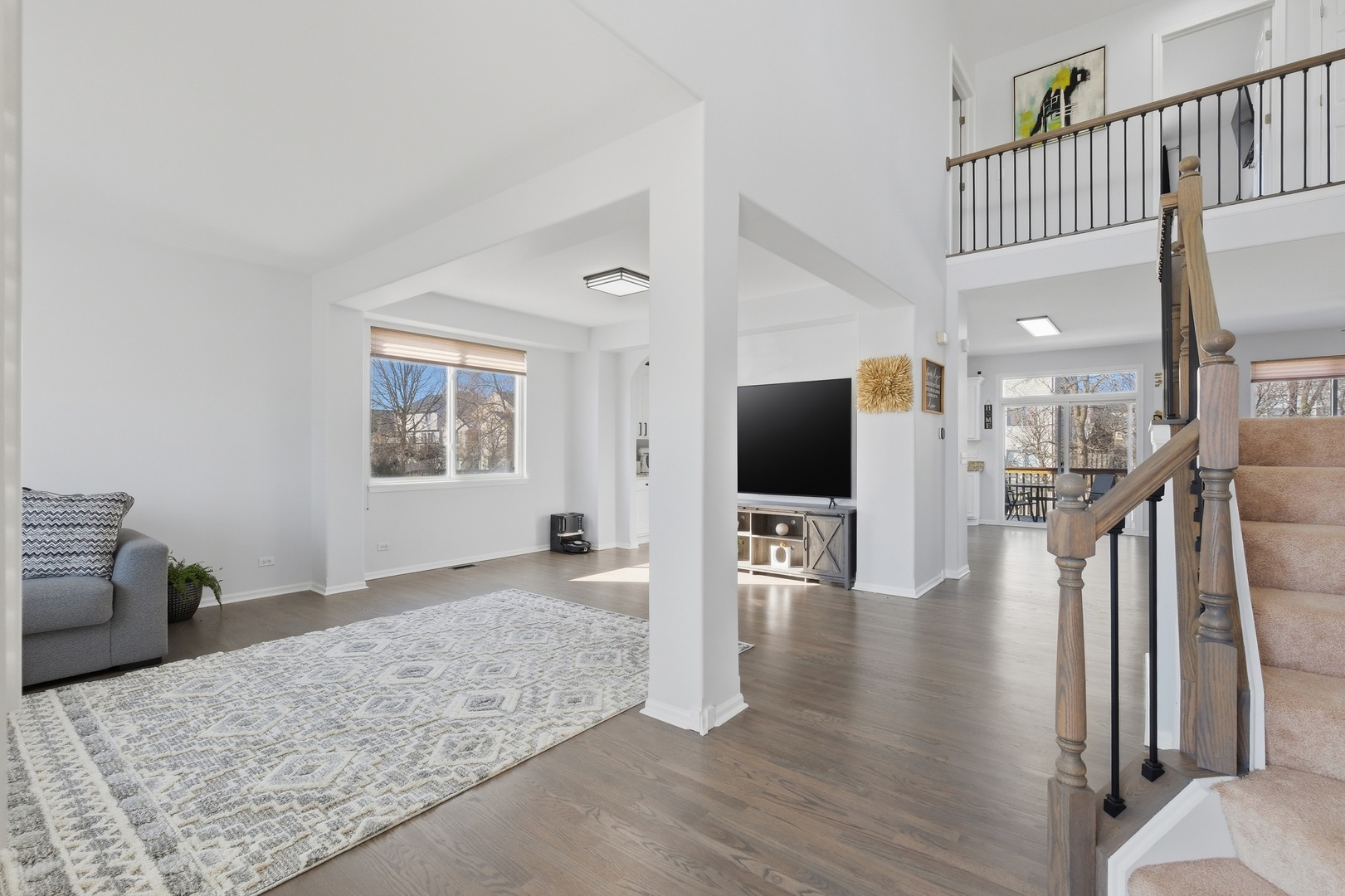 748 N Overlook Trail, Round Lake, IL 60073