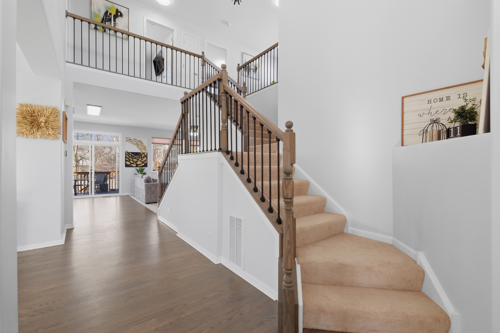 748 N Overlook Trail, Round Lake, IL 60073