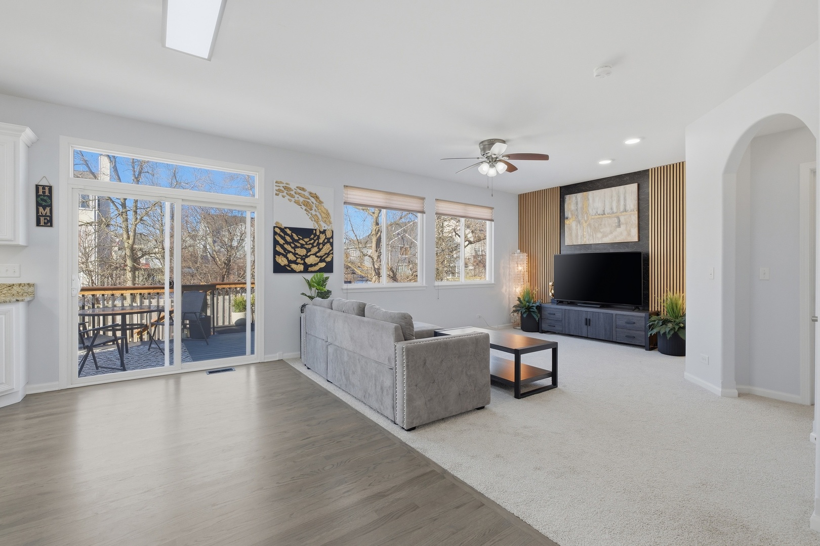 748 N Overlook Trail, Round Lake, IL 60073