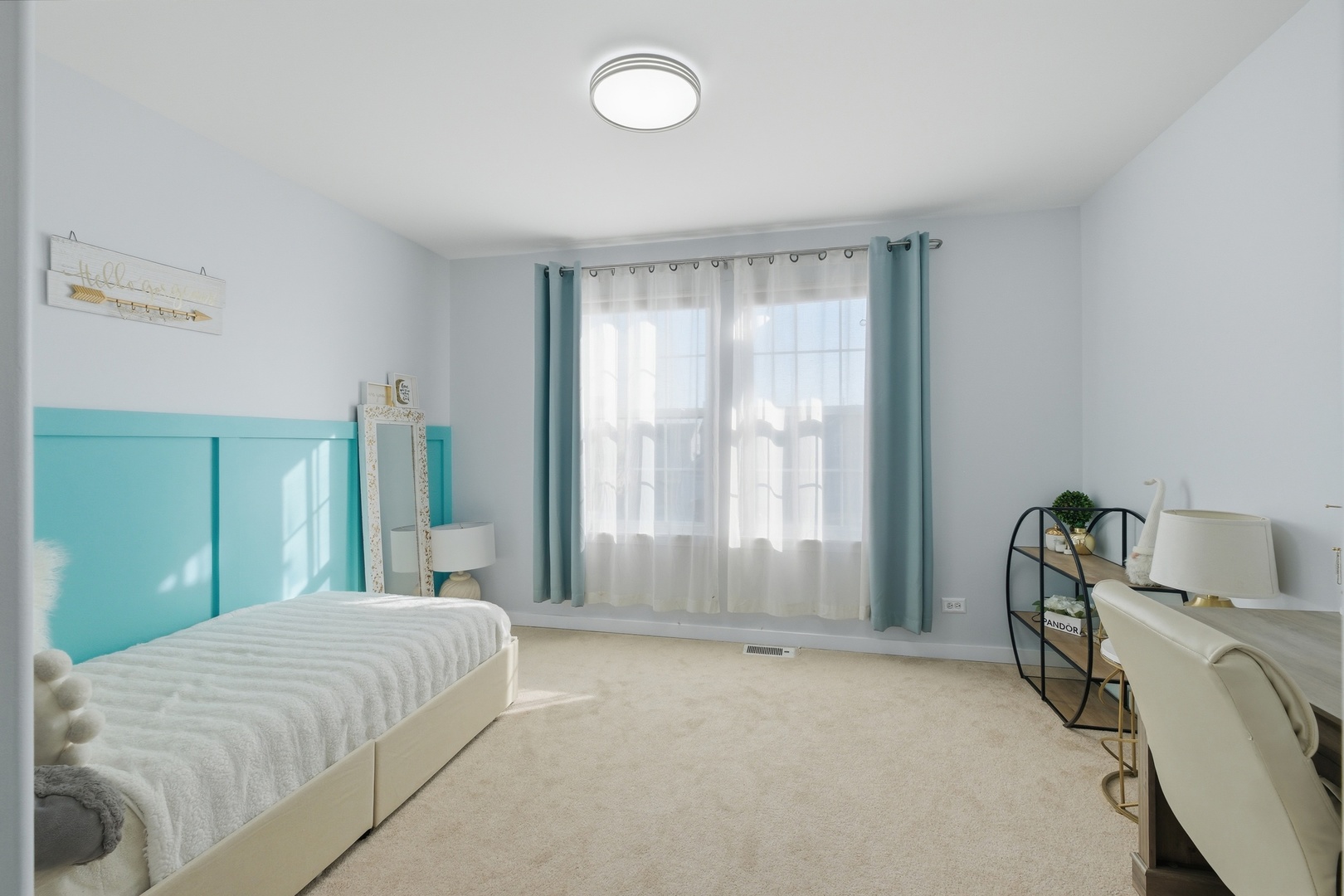 748 N Overlook Trail, Round Lake, IL 60073