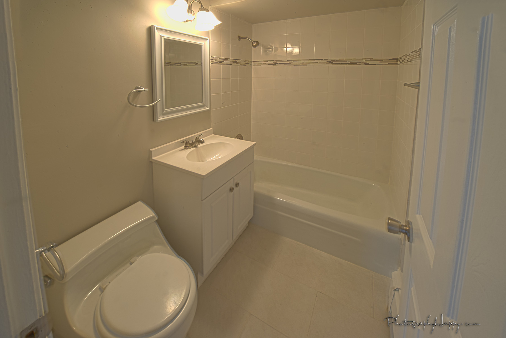 2423 OGDEN Avenue #9, Downers Grove, IL 60515