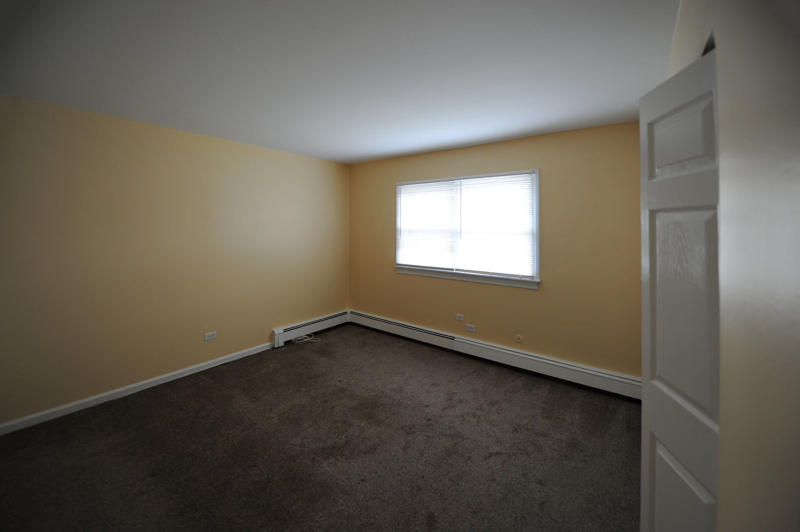 2423 OGDEN Avenue #9, Downers Grove, IL 60515