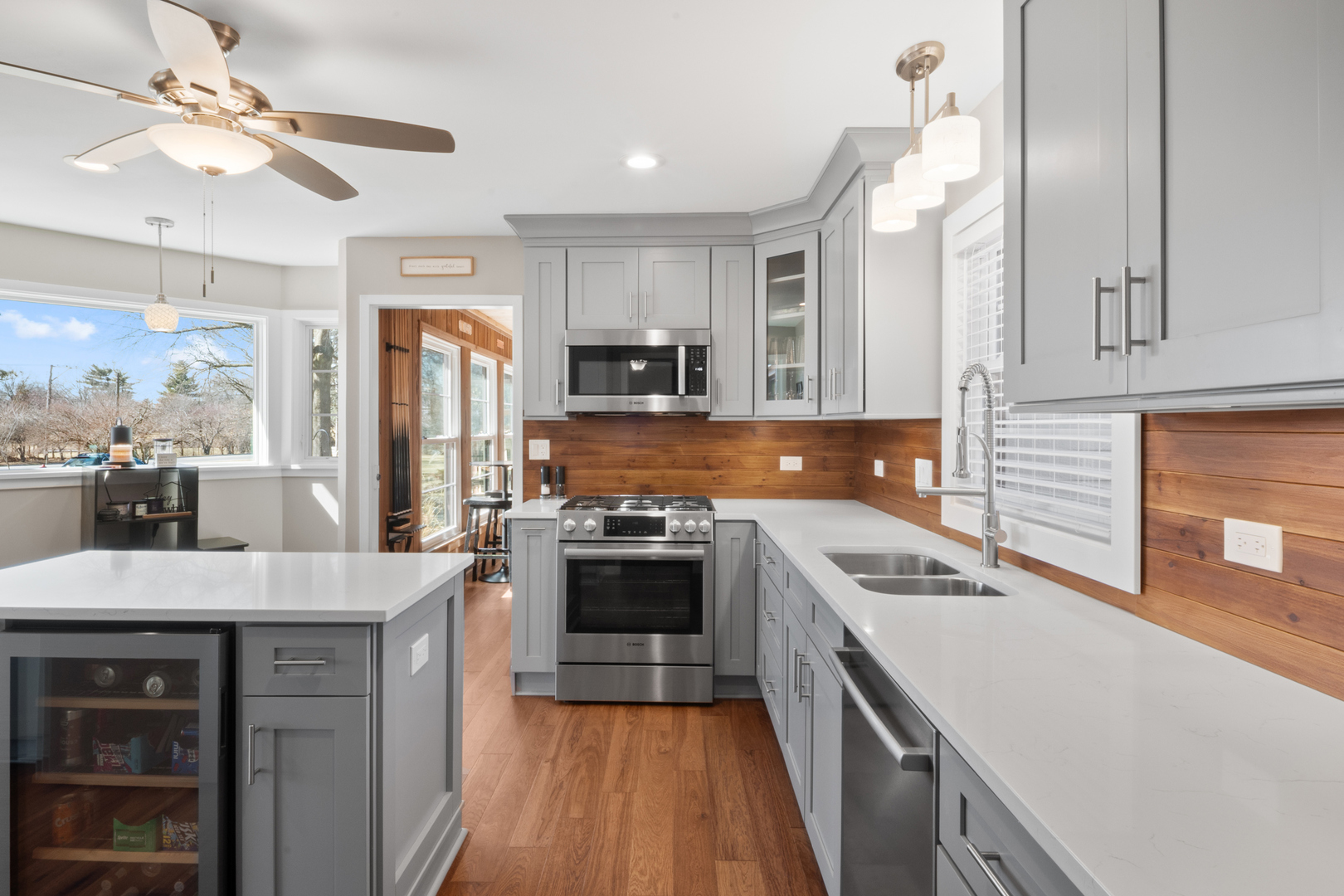 1515 Prairie Street, Aurora, IL 60506