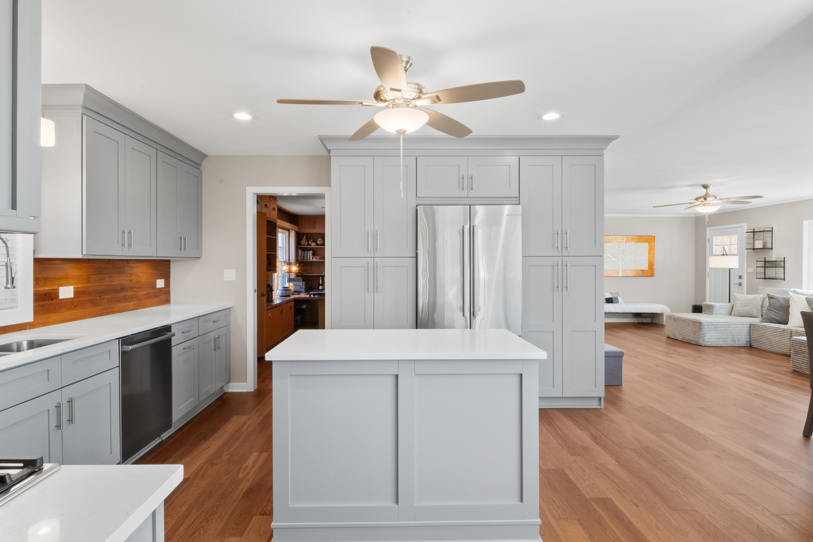 1515 Prairie Street, Aurora, IL 60506