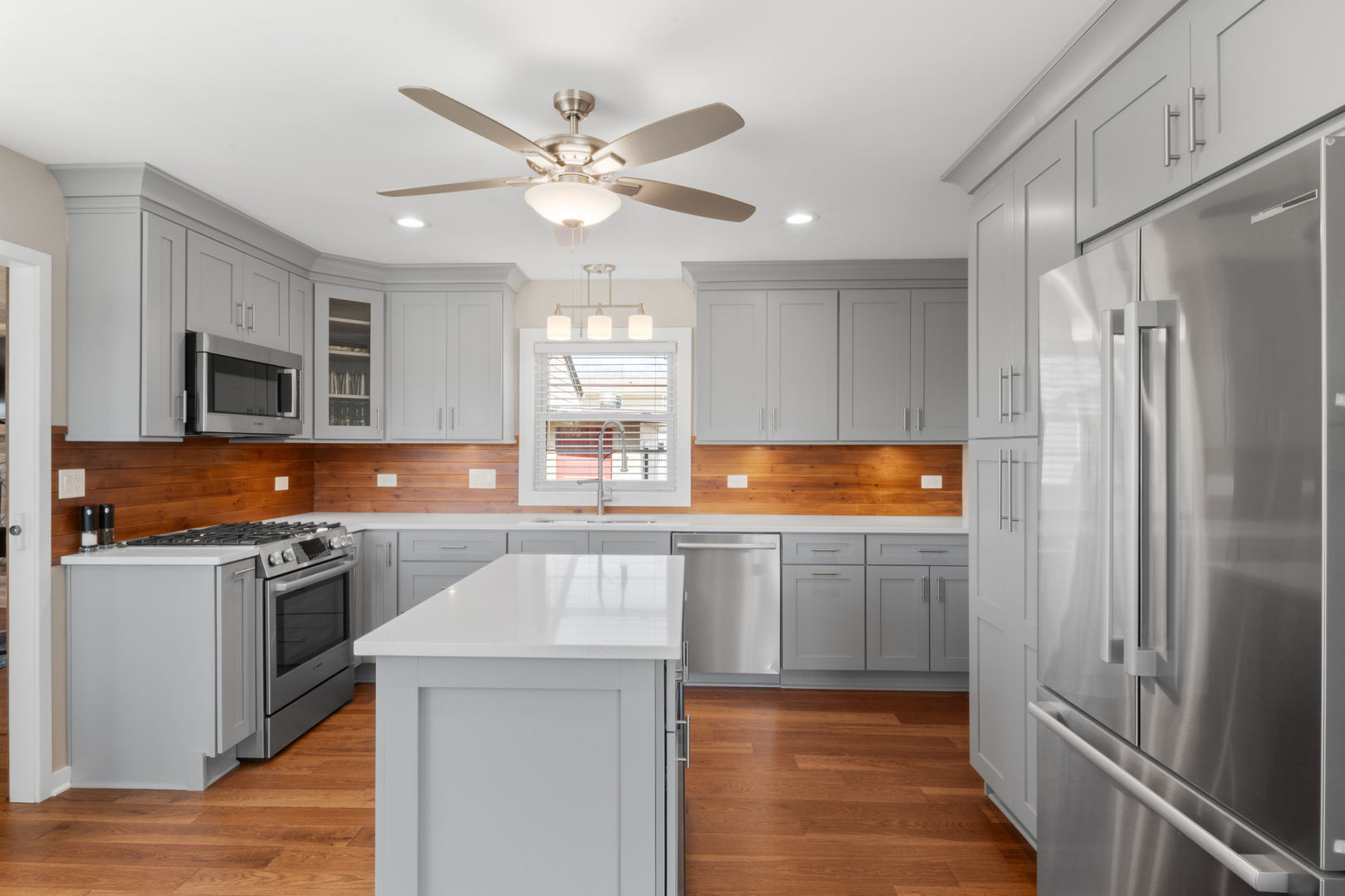 1515 Prairie Street, Aurora, IL 60506