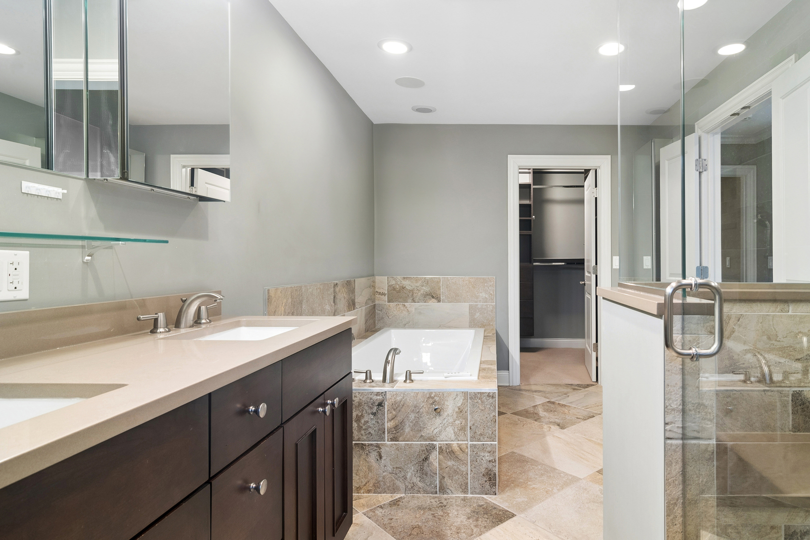 2020 Churchill Lane, Highland Park, IL 60035