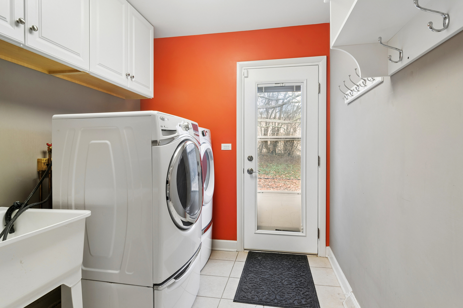 2020 Churchill Lane, Highland Park, IL 60035