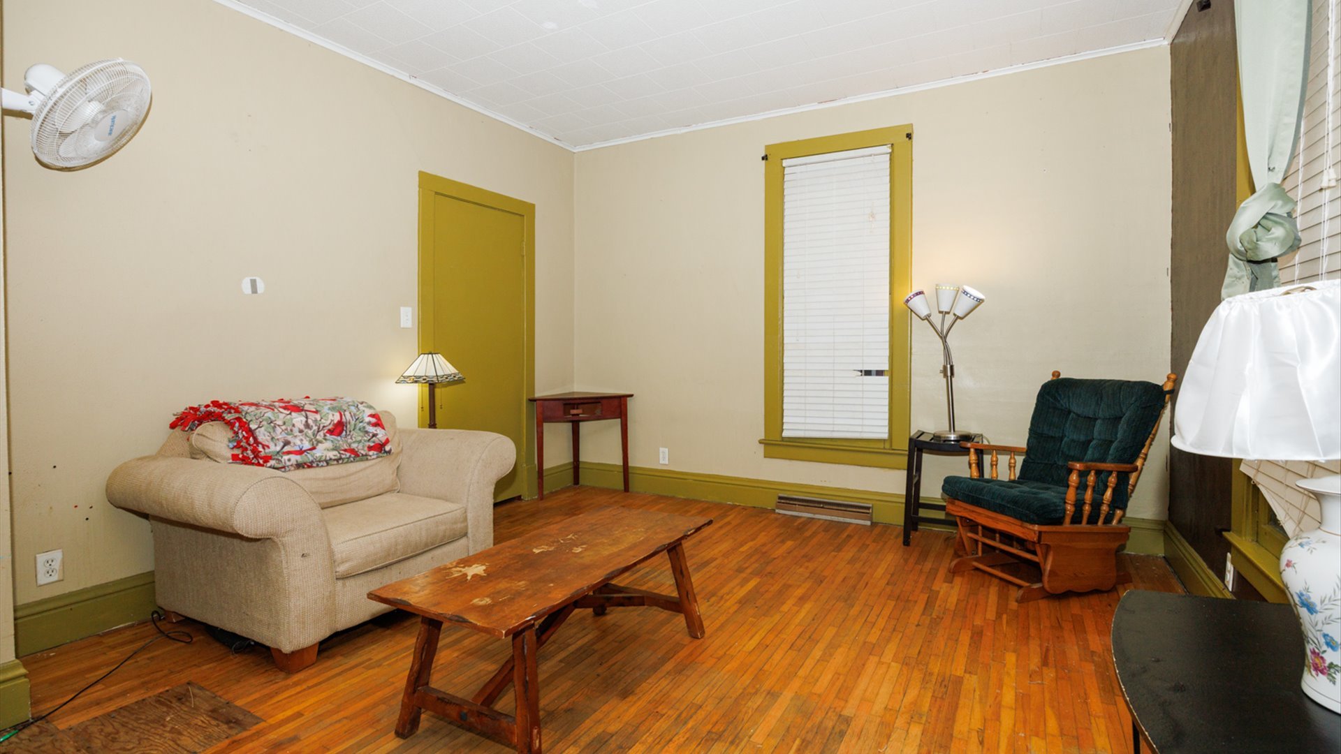 517 N Walnut Street, Clinton, IL 61727