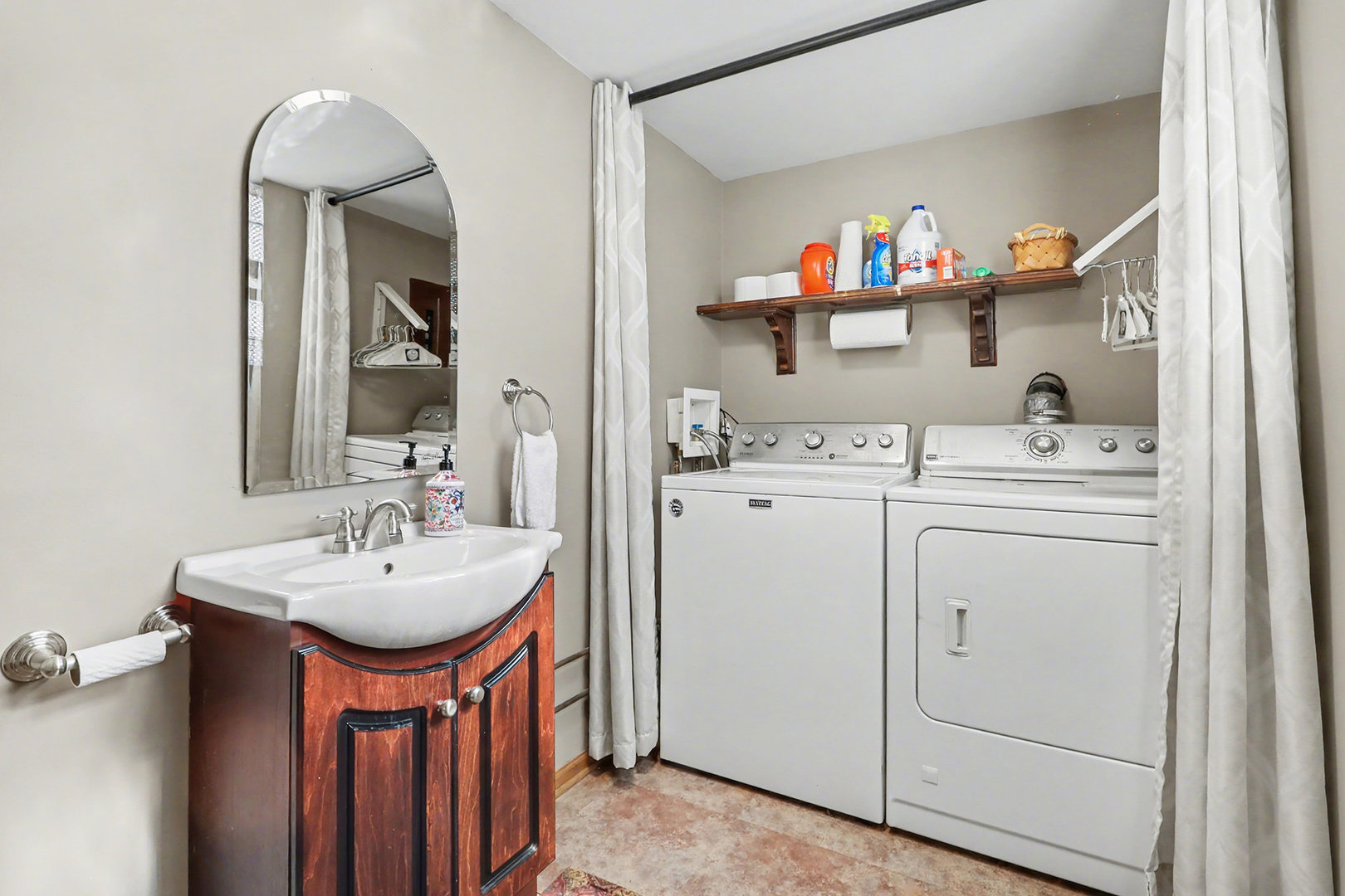 Oak Forest, IL 60452