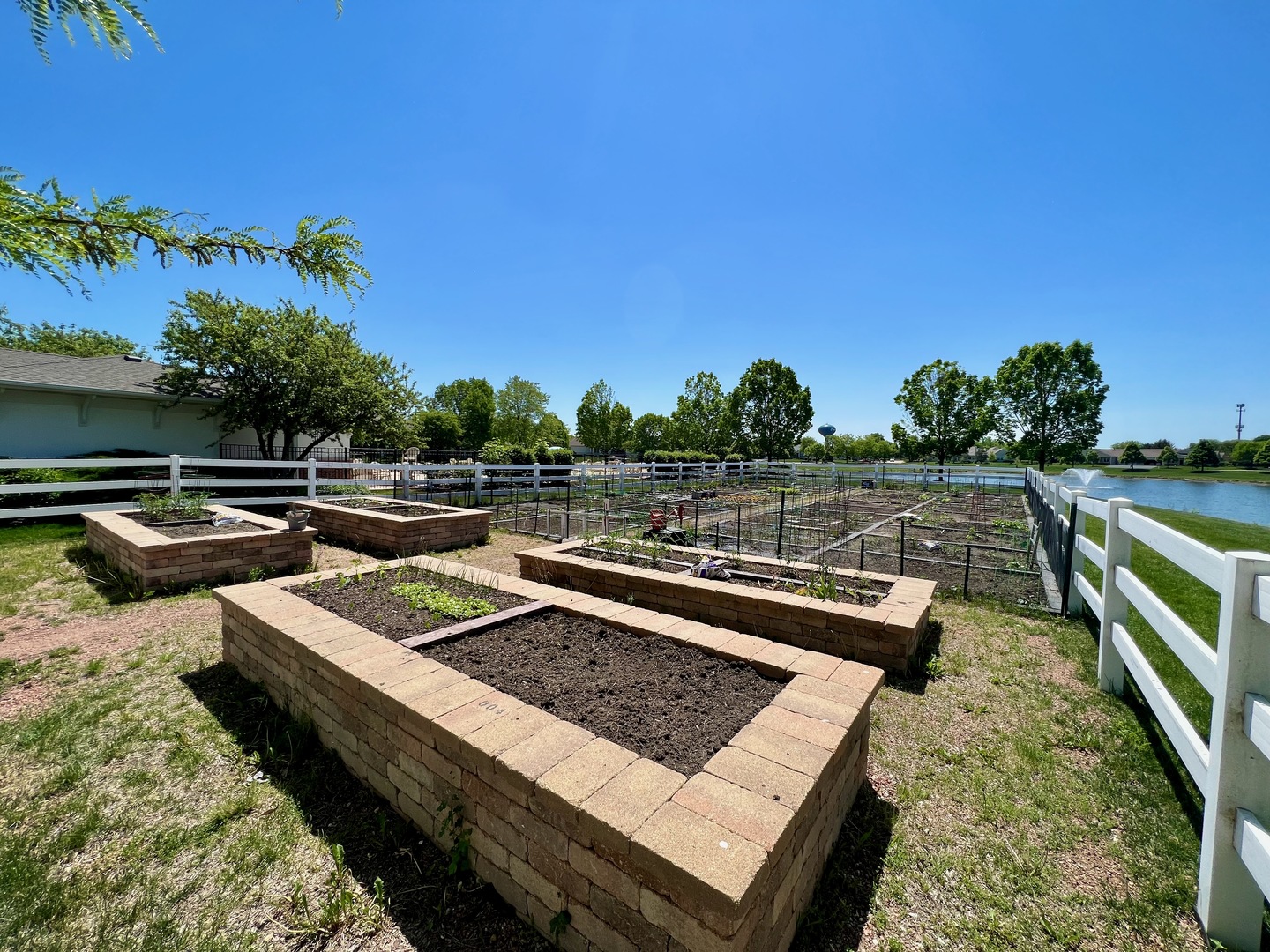 21302 Prince Lake Drive, Crest Hill, IL 60403