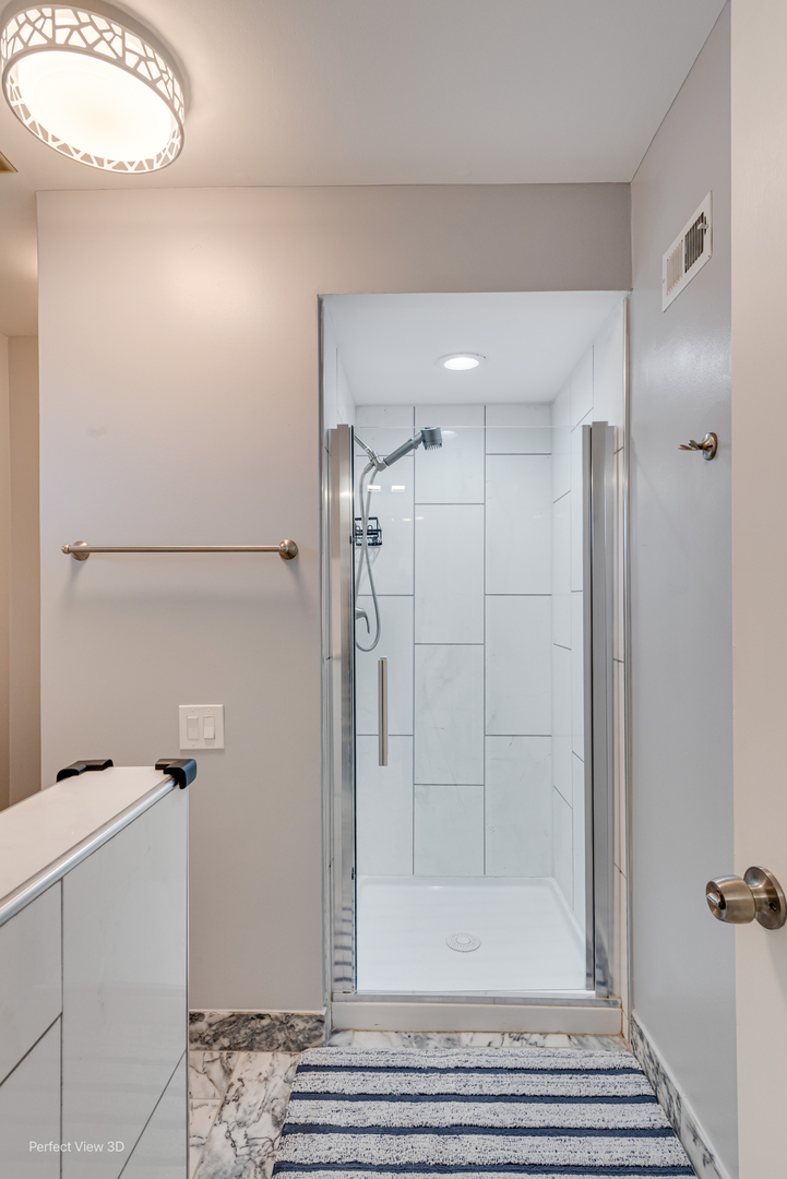 3811 Mission Hills Road, Northbrook, IL 60062