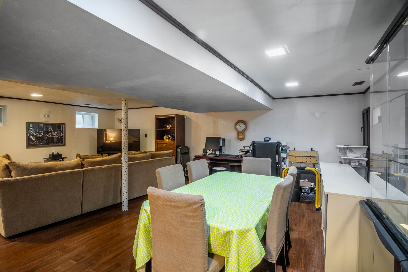 648 Dauphine Court #D, Elk Grove Village, IL 60007