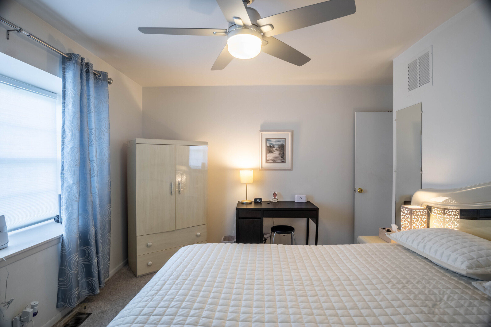 648 Dauphine Court #D, Elk Grove Village, IL 60007