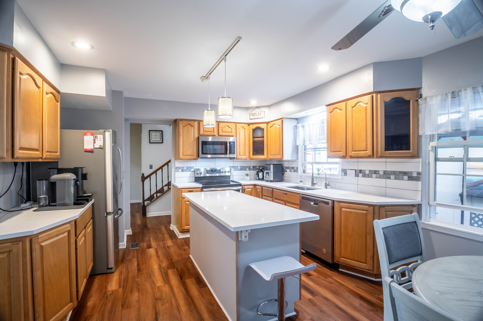 648 Dauphine Court #D, Elk Grove Village, IL 60007