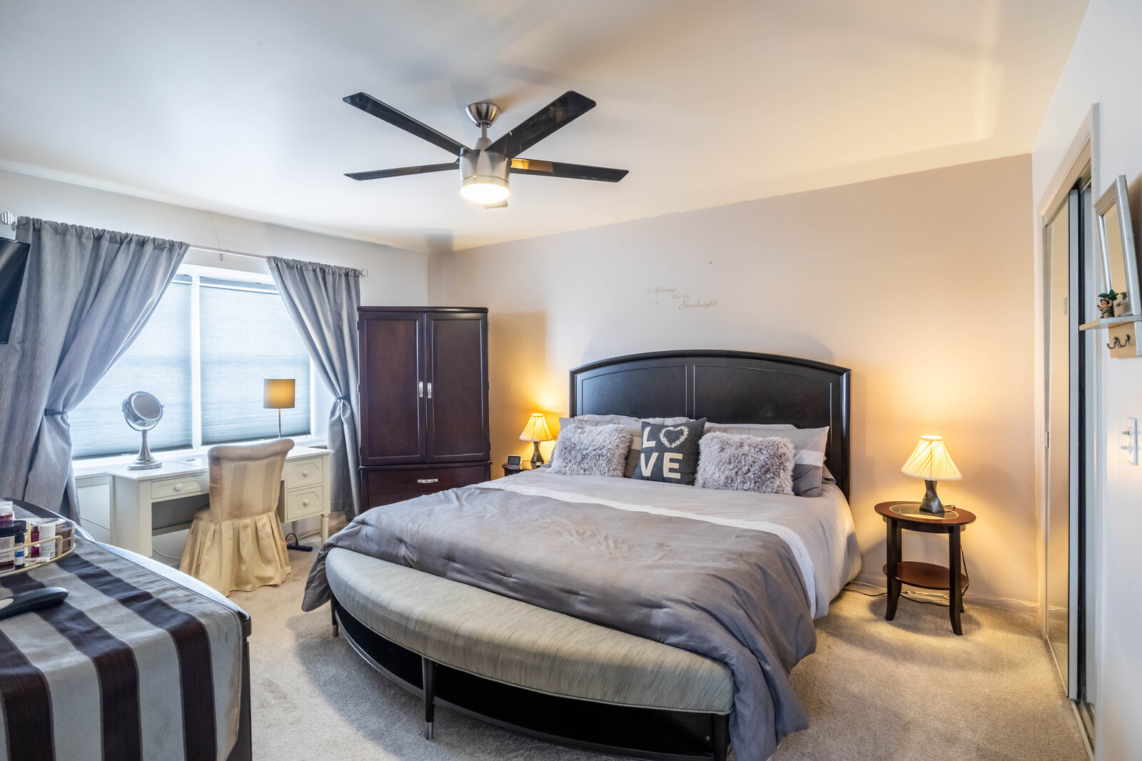 648 Dauphine Court #D, Elk Grove Village, IL 60007