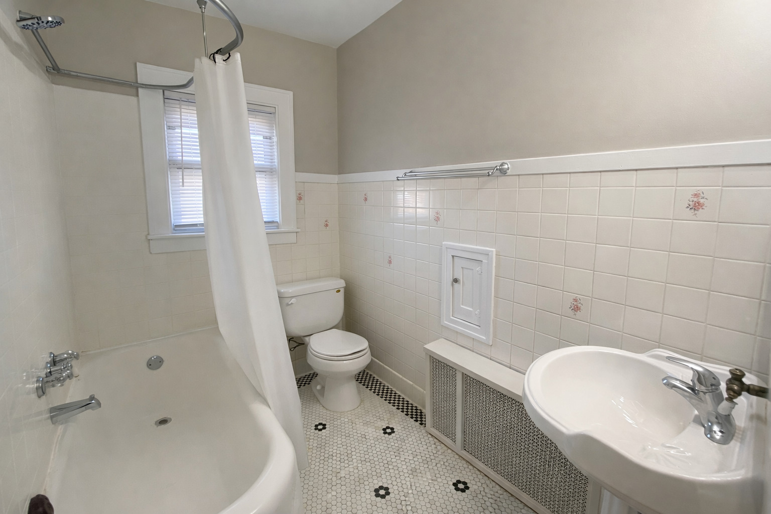 518 -520 N Raynor Avenue, Joliet, IL 60435