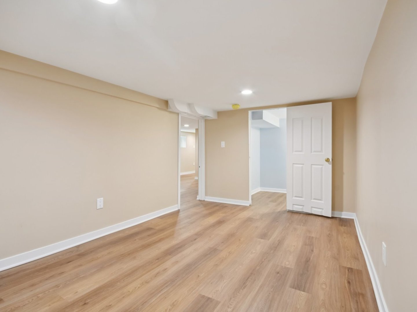 1404 N 36th Avenue, Melrose Park, IL 60160