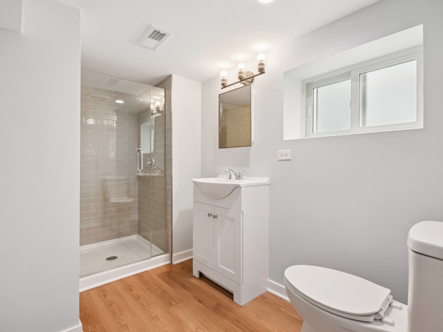 1404 N 36th Avenue, Melrose Park, IL 60160