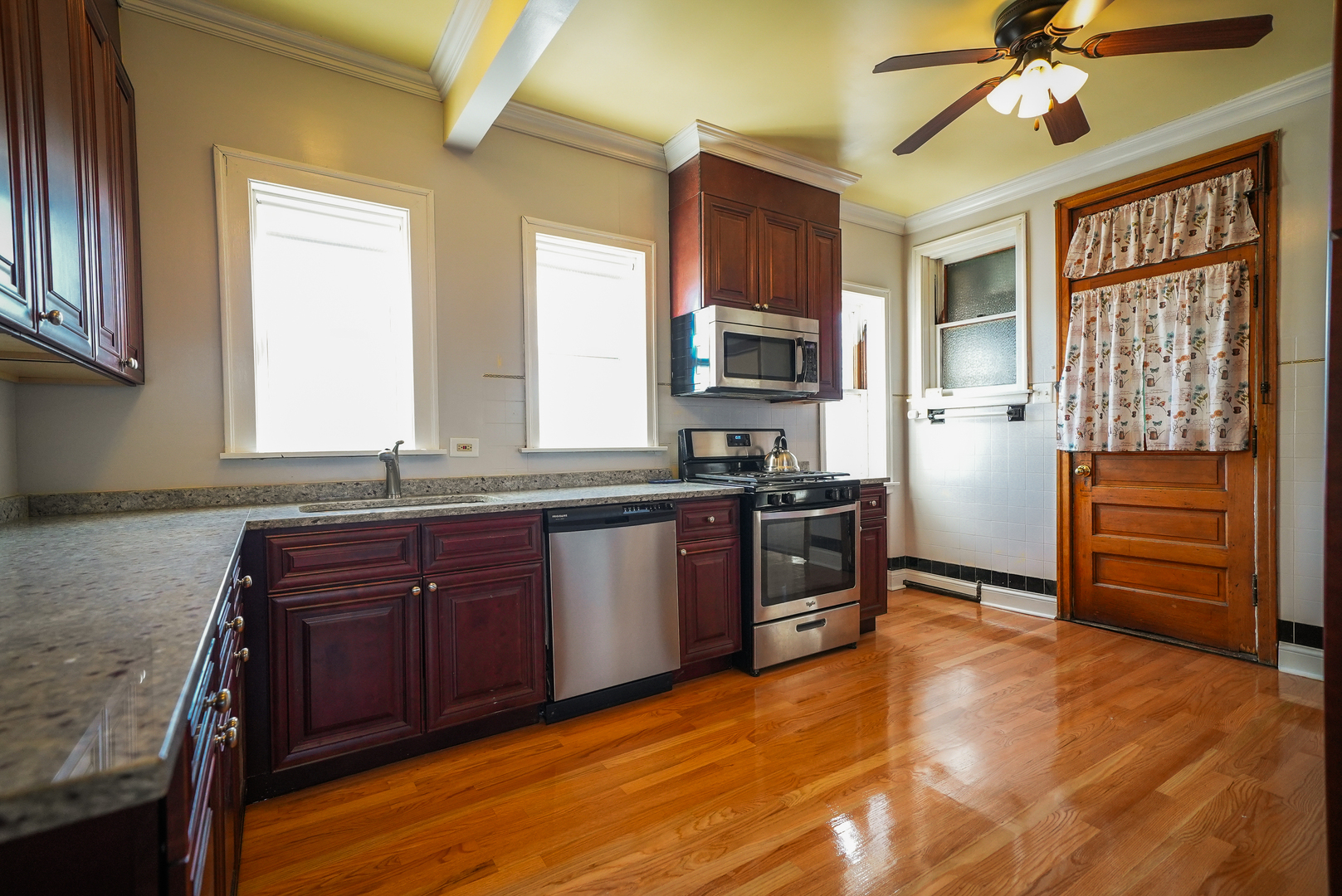 3927 Kirk Street #2, Skokie, IL 60076