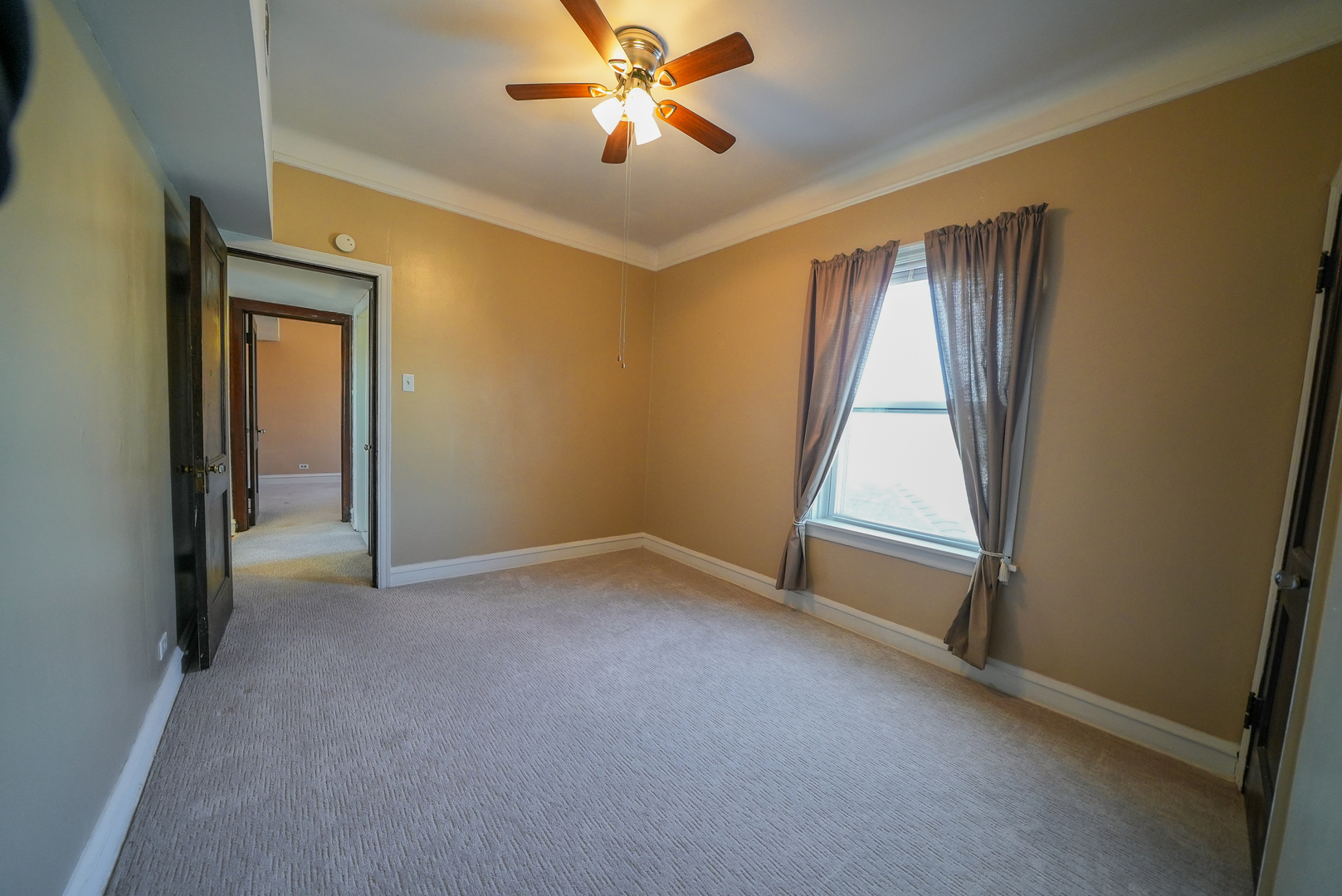 3927 Kirk Street #2, Skokie, IL 60076