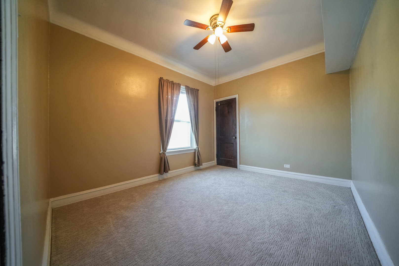 3927 Kirk Street #2, Skokie, IL 60076