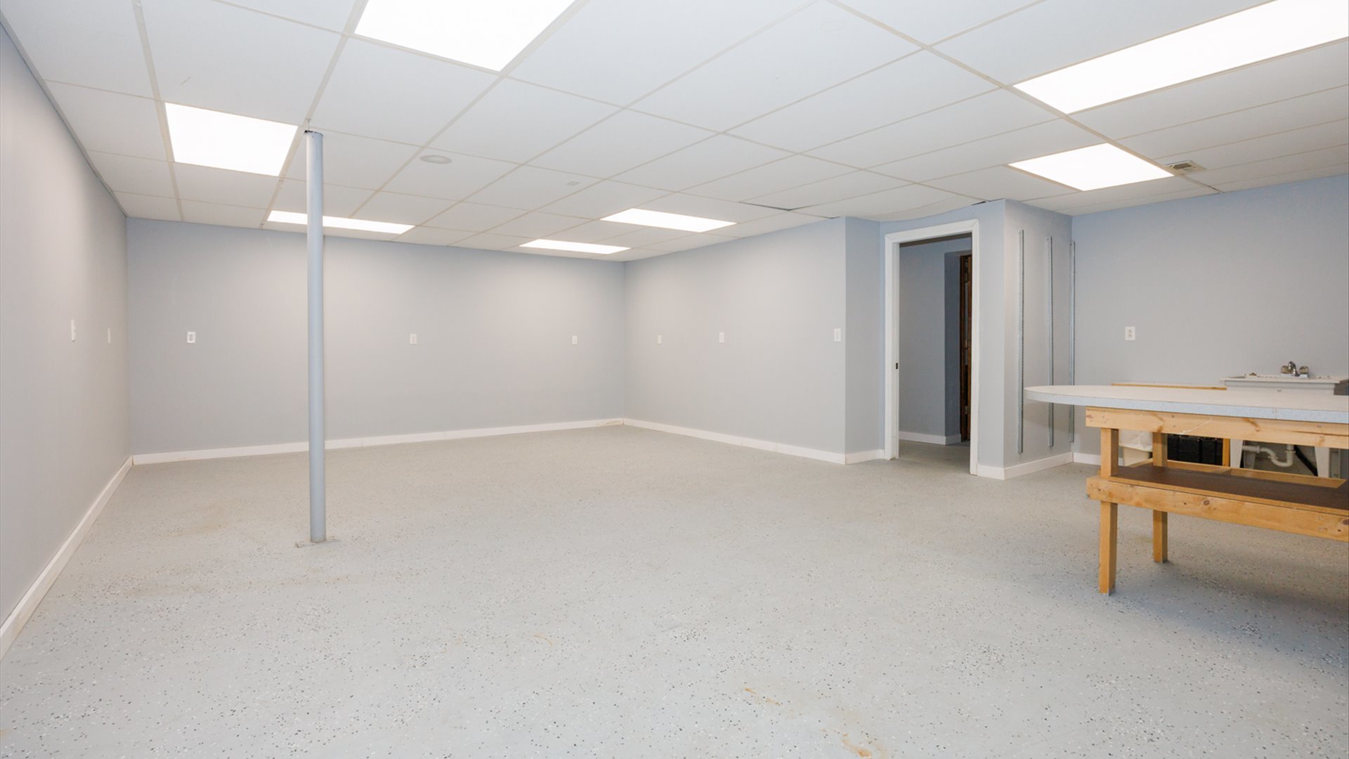 6 Pepper Wood Court, Towanda, IL 61776