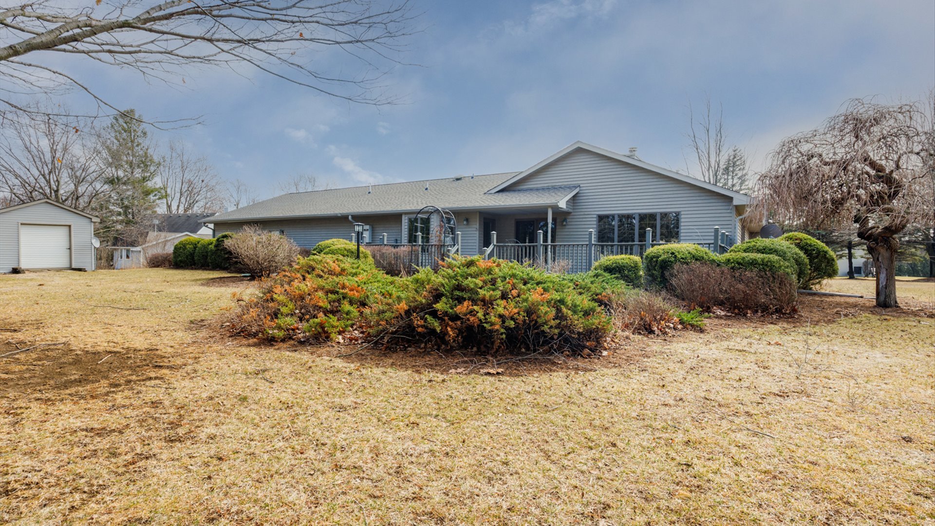 6 Pepper Wood Court, Towanda, IL 61776