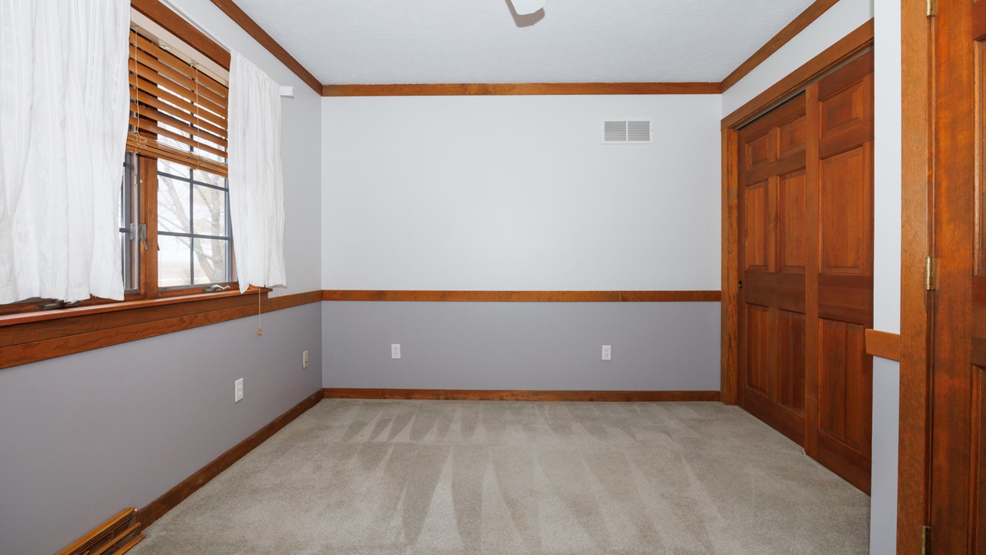 6 Pepper Wood Court, Towanda, IL 61776