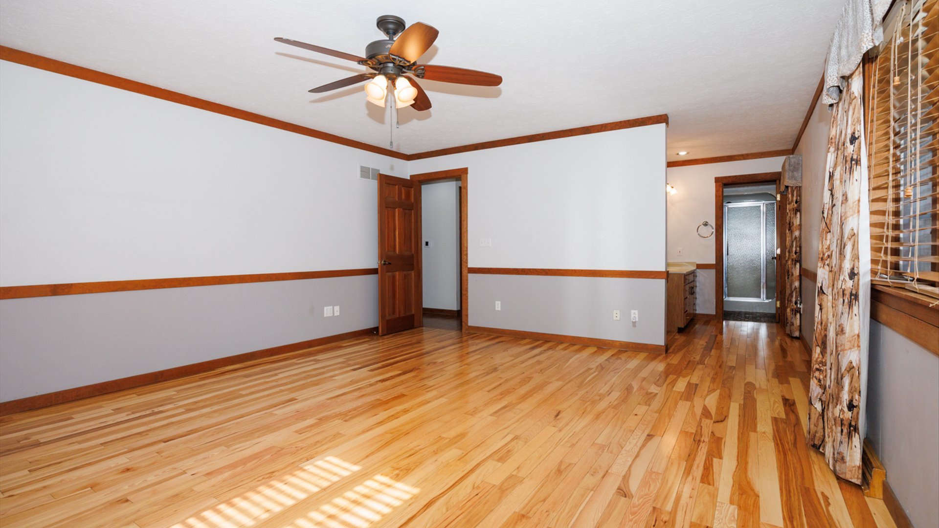 6 Pepper Wood Court, Towanda, IL 61776