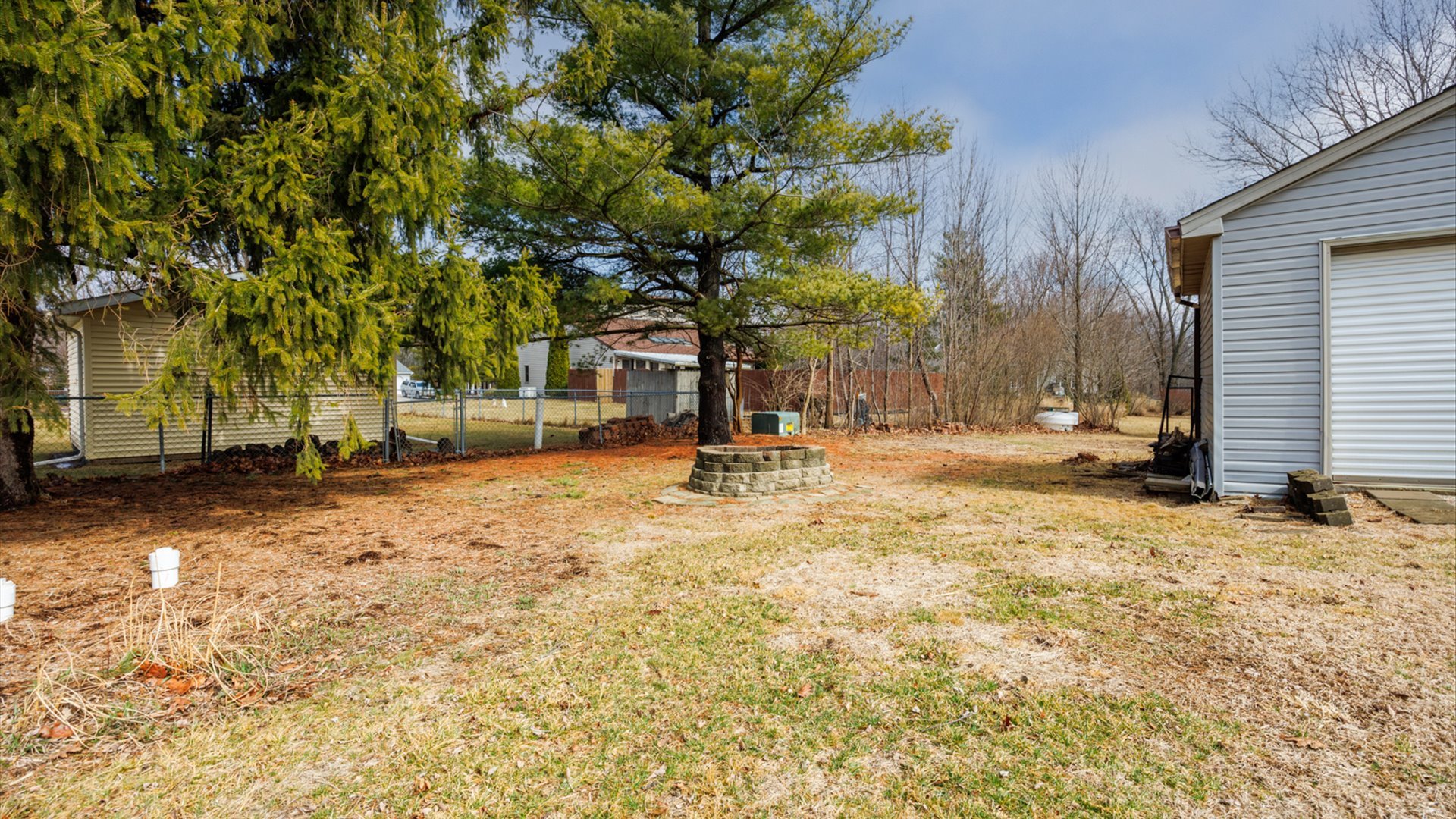 6 Pepper Wood Court, Towanda, IL 61776