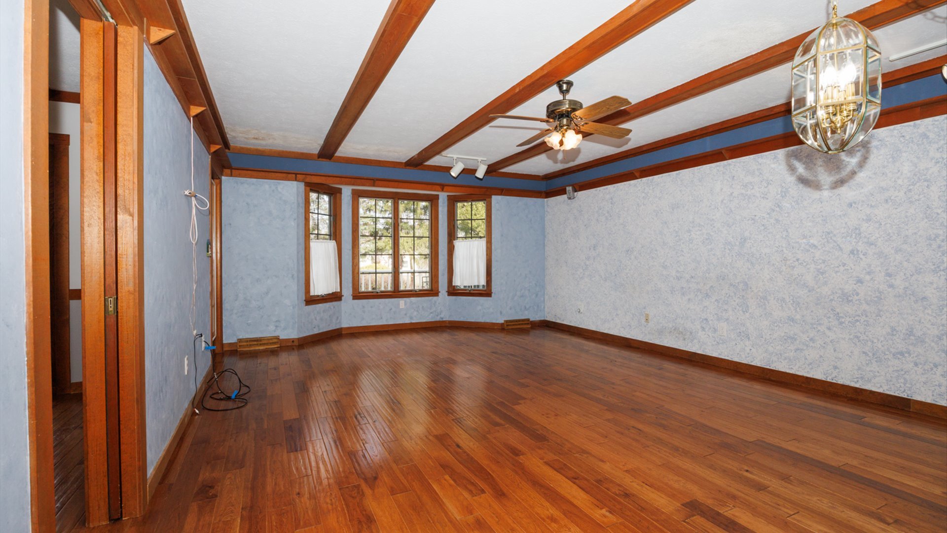 6 Pepper Wood Court, Towanda, IL 61776