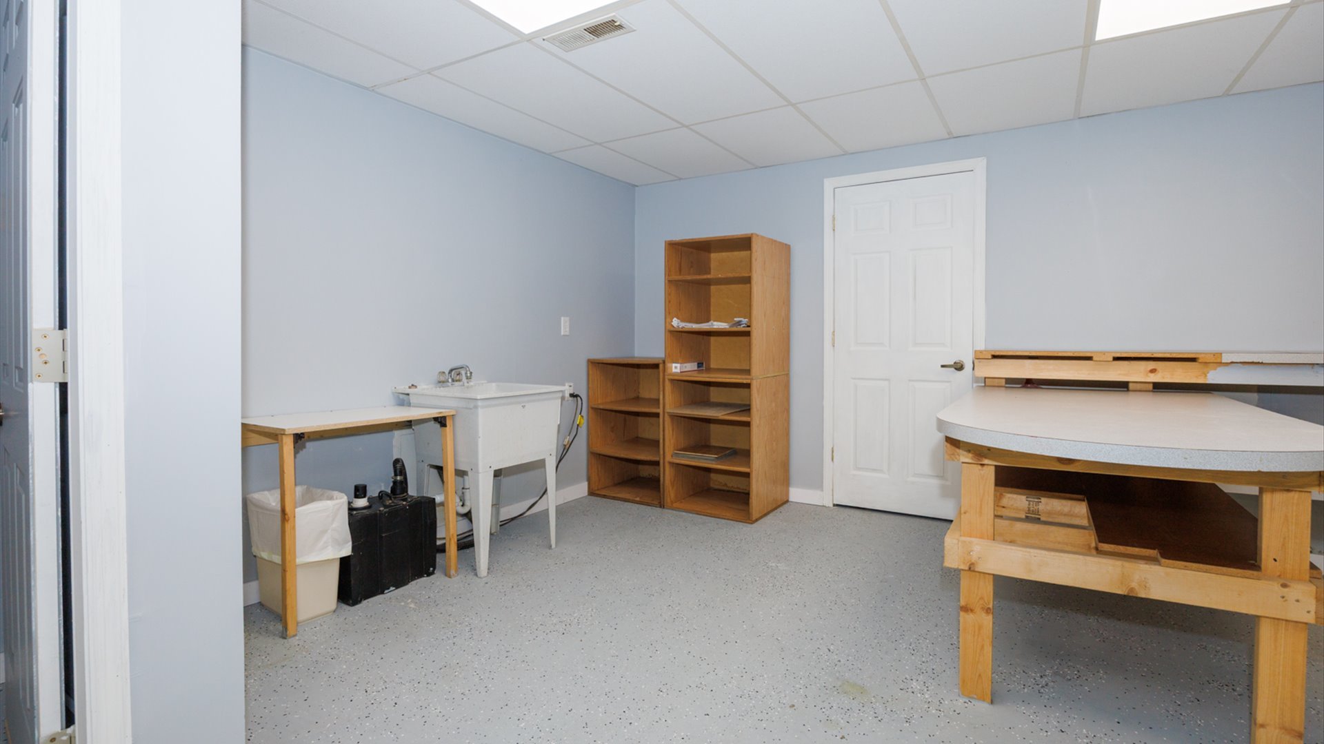 6 Pepper Wood Court, Towanda, IL 61776