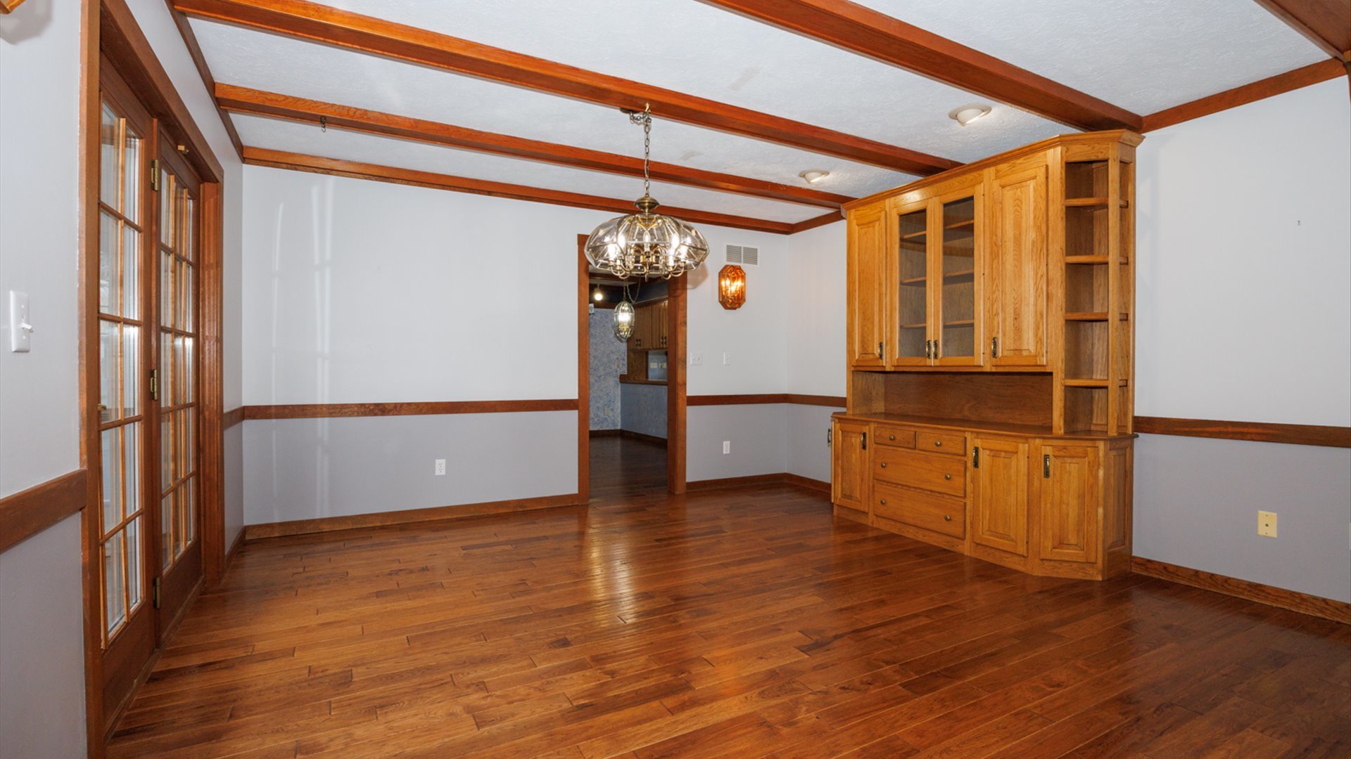 6 Pepper Wood Court, Towanda, IL 61776