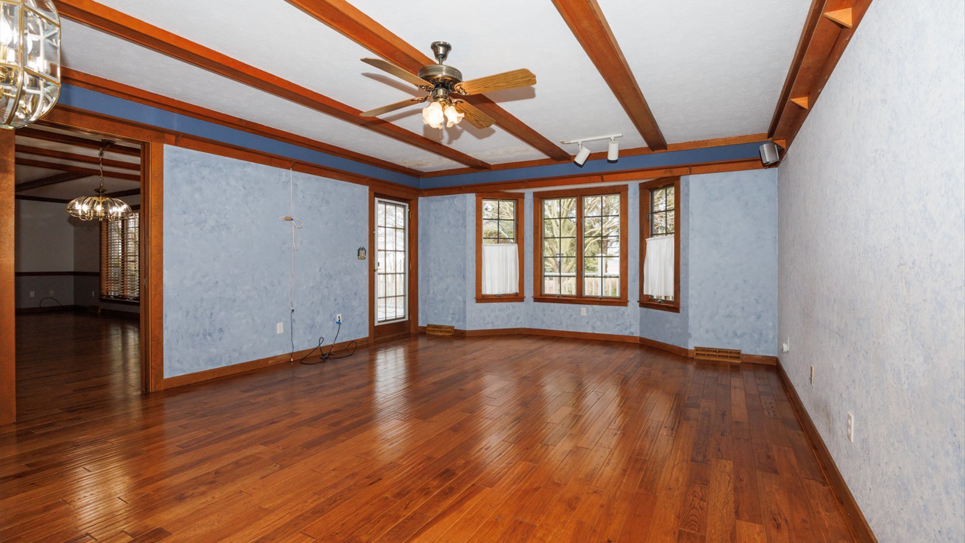 6 Pepper Wood Court, Towanda, IL 61776