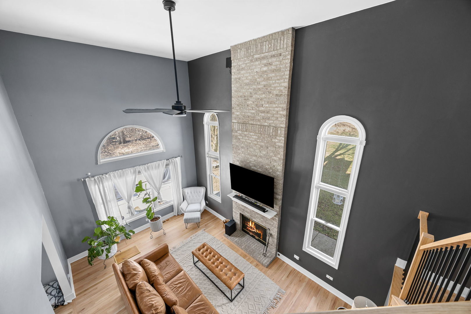 907 THORNWOOD Court #2, St. Charles, IL 60174