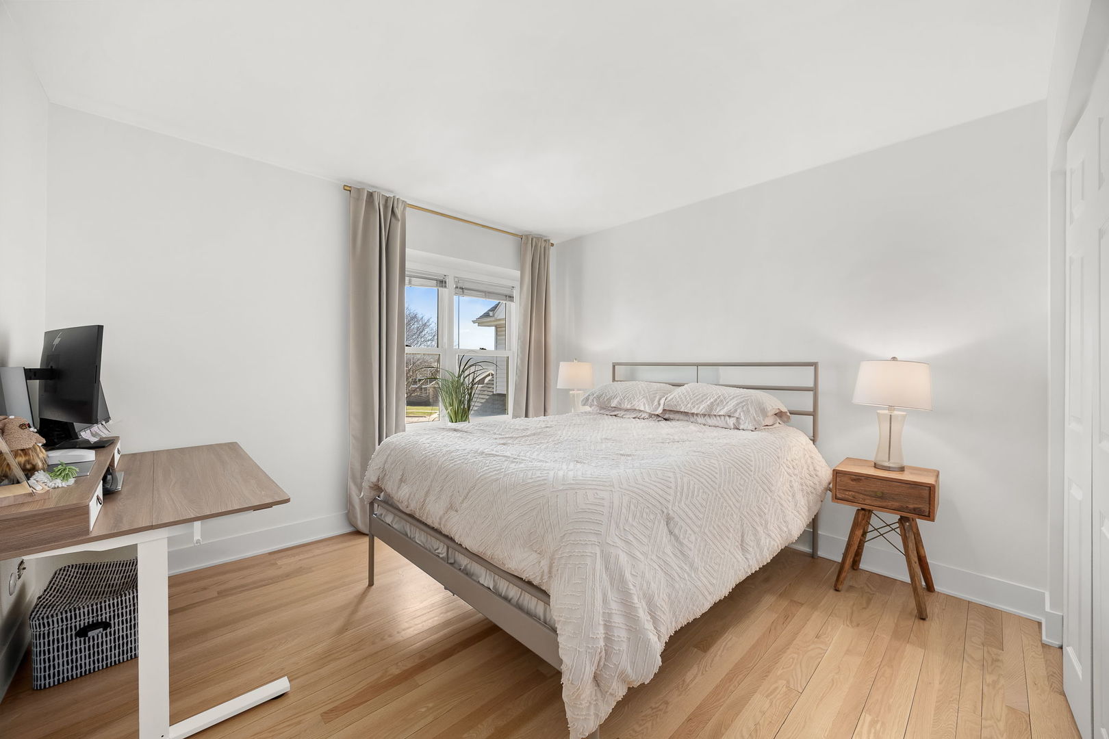 907 THORNWOOD Court #2, St. Charles, IL 60174