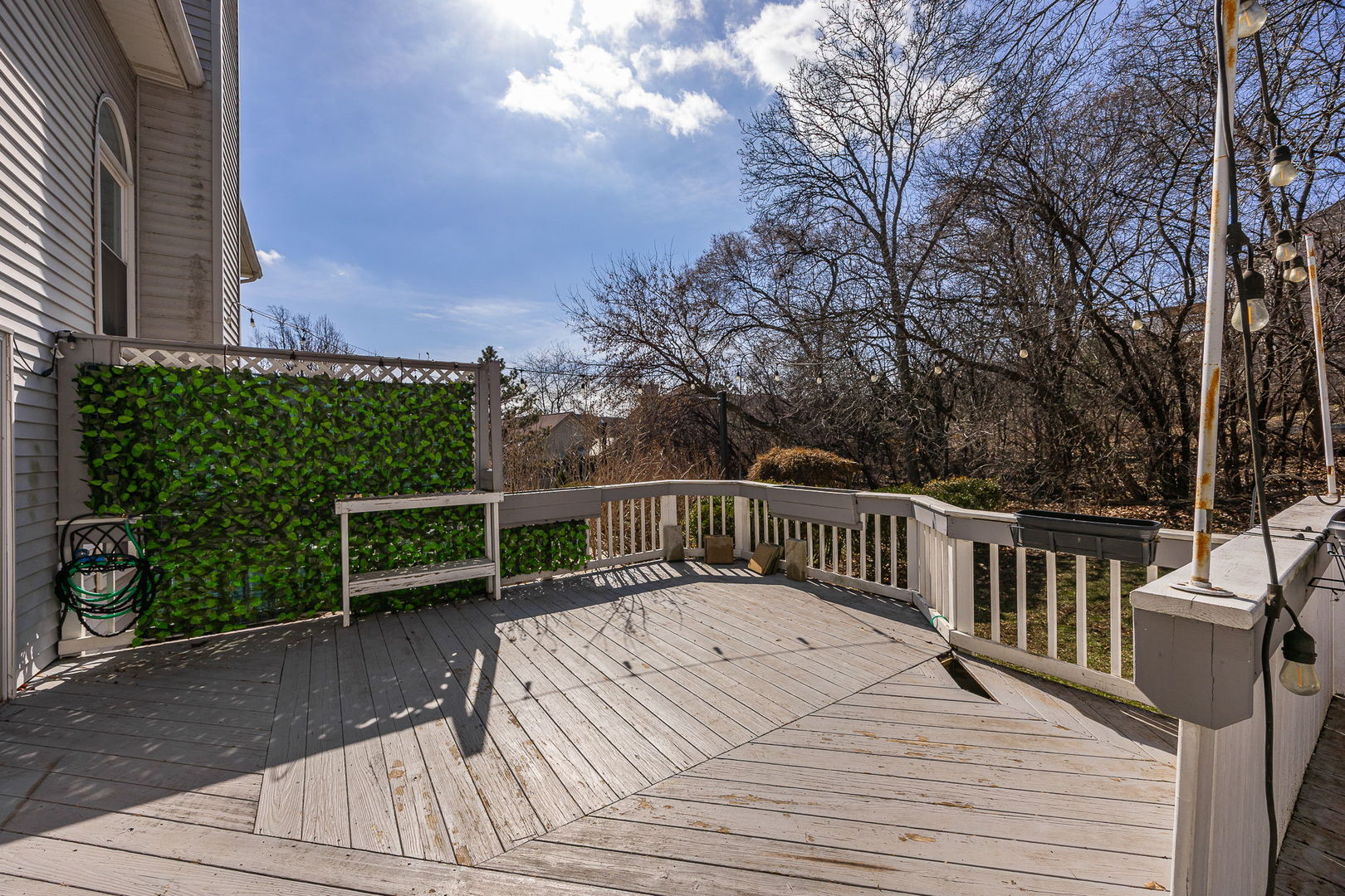 907 THORNWOOD Court #2, St. Charles, IL 60174